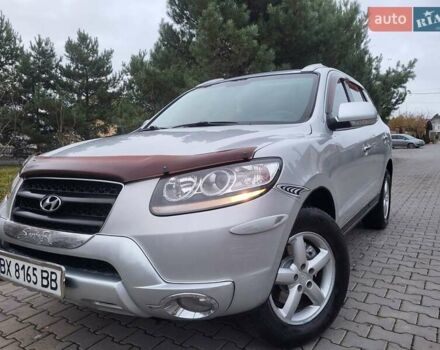Серый Хендай Санта Фе, объемом двигателя 2.19 л и пробегом 252 тыс. км за 10300 $, фото 1 на Automoto.ua