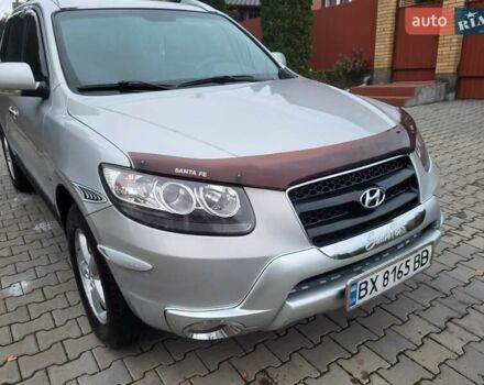 Серый Хендай Санта Фе, объемом двигателя 2.19 л и пробегом 252 тыс. км за 10300 $, фото 22 на Automoto.ua