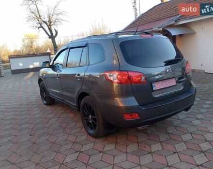Серый Хендай Санта Фе, объемом двигателя 2.2 л и пробегом 185 тыс. км за 9800 $, фото 5 на Automoto.ua