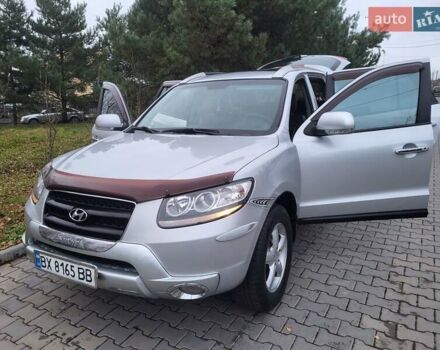 Серый Хендай Санта Фе, объемом двигателя 2.19 л и пробегом 252 тыс. км за 10300 $, фото 67 на Automoto.ua