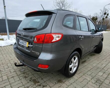 Серый Хендай Санта Фе, объемом двигателя 2.2 л и пробегом 214 тыс. км за 6036 $, фото 6 на Automoto.ua