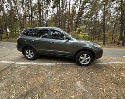 Серый Хендай Санта Фе, объемом двигателя 2.2 л и пробегом 160 тыс. км за 8600 $, фото 2 на Automoto.ua