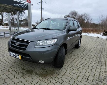 Серый Хендай Санта Фе, объемом двигателя 2.2 л и пробегом 214 тыс. км за 6036 $, фото 4 на Automoto.ua