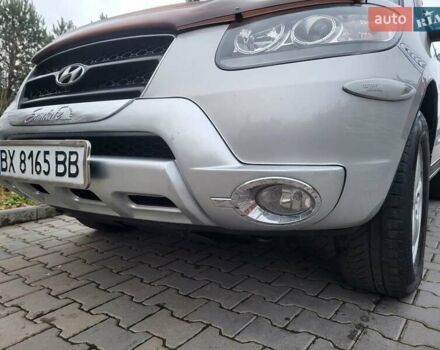 Серый Хендай Санта Фе, объемом двигателя 2.19 л и пробегом 252 тыс. км за 10300 $, фото 56 на Automoto.ua