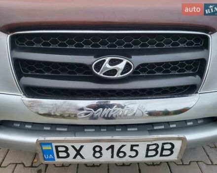 Серый Хендай Санта Фе, объемом двигателя 2.19 л и пробегом 252 тыс. км за 10300 $, фото 52 на Automoto.ua