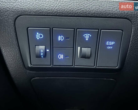 Сірий Хендай Санта Фе, об'ємом двигуна 2.2 л та пробігом 269 тис. км за 9990 $, фото 55 на Automoto.ua