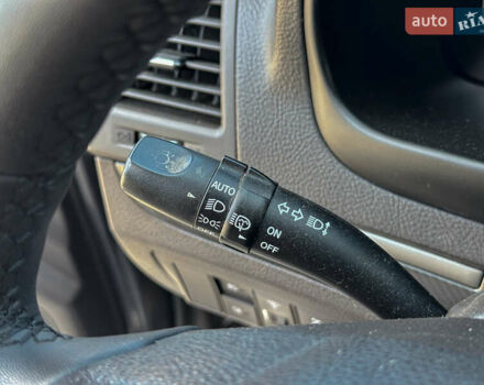 Серый Хендай Санта Фе, объемом двигателя 2.2 л и пробегом 229 тыс. км за 11900 $, фото 74 на Automoto.ua