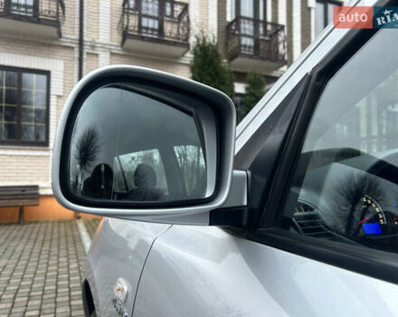 Сірий Хендай Санта Фе, об'ємом двигуна 2.2 л та пробігом 269 тис. км за 9990 $, фото 83 на Automoto.ua