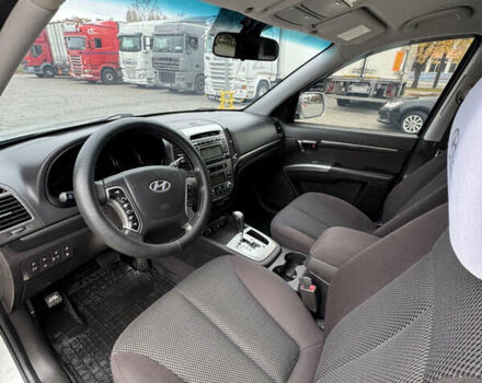 Серый Хендай Санта Фе, объемом двигателя 2.2 л и пробегом 266 тыс. км за 11700 $, фото 11 на Automoto.ua