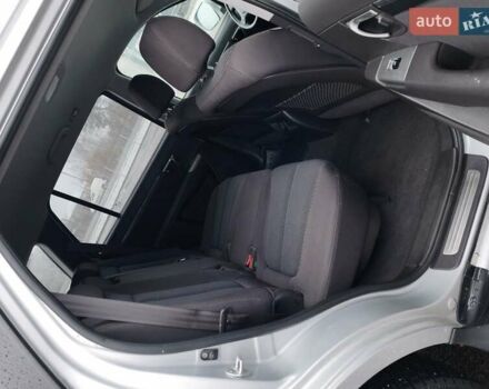 Серый Хендай Санта Фе, объемом двигателя 2.2 л и пробегом 258 тыс. км за 10950 $, фото 23 на Automoto.ua