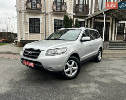 Сірий Хендай Санта Фе, об'ємом двигуна 2.2 л та пробігом 269 тис. км за 9990 $, фото 5 на Automoto.ua