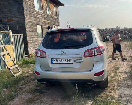 Сірий Хендай Санта Фе, об'ємом двигуна 2 л та пробігом 262 тис. км за 9800 $, фото 1 на Automoto.ua