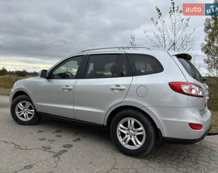 Серый Хендай Санта Фе, объемом двигателя 2.2 л и пробегом 262 тыс. км за 12500 $, фото 8 на Automoto.ua