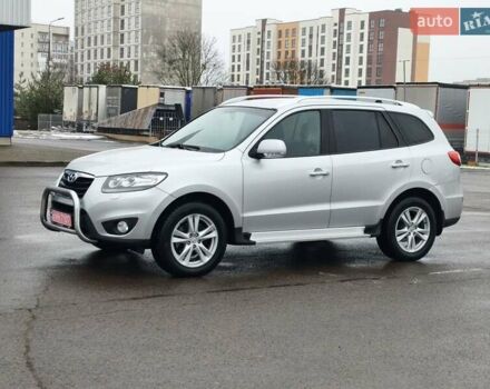 Серый Хендай Санта Фе, объемом двигателя 2.2 л и пробегом 258 тыс. км за 10950 $, фото 7 на Automoto.ua