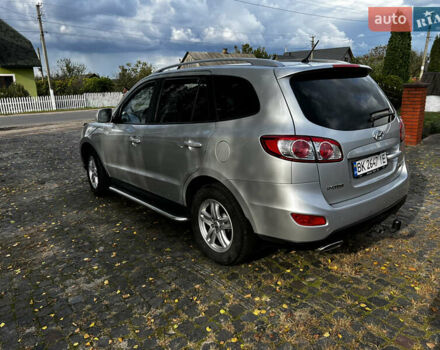 Серый Хендай Санта Фе, объемом двигателя 2.2 л и пробегом 235 тыс. км за 12900 $, фото 6 на Automoto.ua