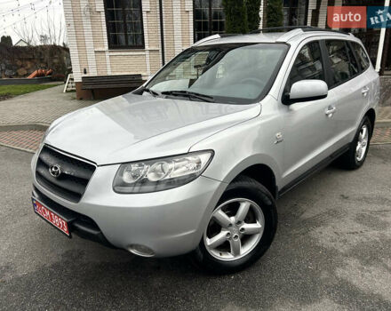 Сірий Хендай Санта Фе, об'ємом двигуна 2.2 л та пробігом 269 тис. км за 9990 $, фото 13 на Automoto.ua