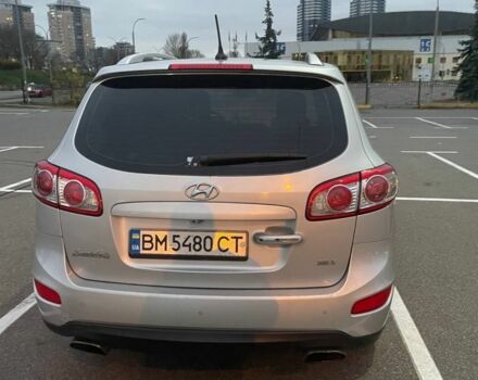 Серый Хендай Санта Фе, объемом двигателя 2 л и пробегом 270 тыс. км за 12000 $, фото 5 на Automoto.ua