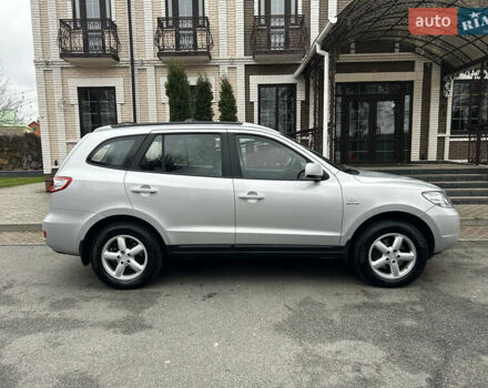 Сірий Хендай Санта Фе, об'ємом двигуна 2.2 л та пробігом 269 тис. км за 9990 $, фото 25 на Automoto.ua