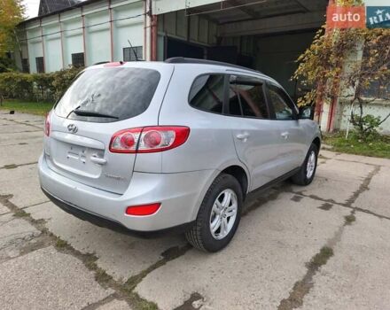 Серый Хендай Санта Фе, объемом двигателя 2.4 л и пробегом 160 тыс. км за 7700 $, фото 7 на Automoto.ua