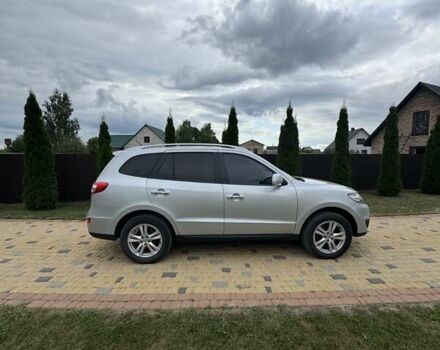 Хендай Санта Фе 2010 в Луцке на Automoto.ua Серый Хендай Санта Фе, объемом двигателя 2.2 л и пробегом 200 тыс. км за 12000 $, фото 2 на Automoto.ua