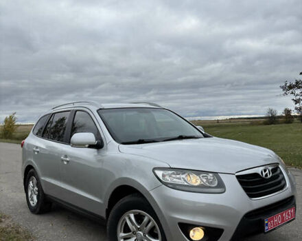 Серый Хендай Санта Фе, объемом двигателя 2.2 л и пробегом 262 тыс. км за 12500 $, фото 2 на Automoto.ua