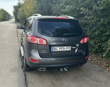 Серый Хендай Санта Фе, объемом двигателя 2.2 л и пробегом 227 тыс. км за 13600 $, фото 5 на Automoto.ua