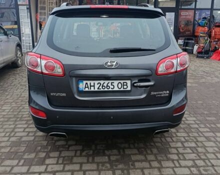 Серый Хендай Санта Фе, объемом двигателя 2.2 л и пробегом 180 тыс. км за 10700 $, фото 5 на Automoto.ua