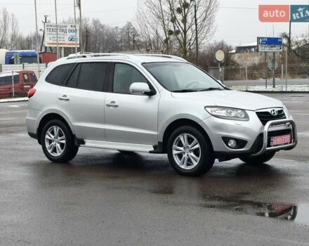 Серый Хендай Санта Фе, объемом двигателя 2.2 л и пробегом 258 тыс. км за 10950 $, фото 3 на Automoto.ua