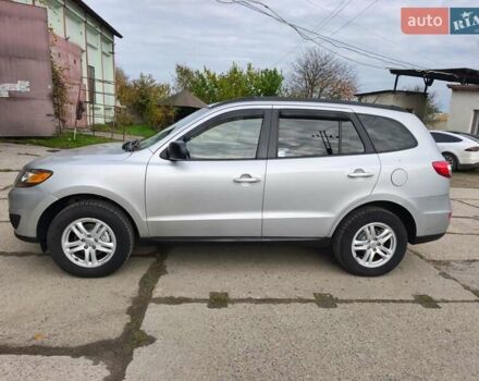 Серый Хендай Санта Фе, объемом двигателя 2.4 л и пробегом 160 тыс. км за 7700 $, фото 5 на Automoto.ua