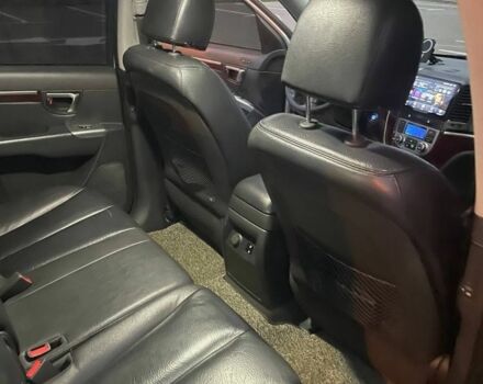 Серый Хендай Санта Фе, объемом двигателя 2 л и пробегом 270 тыс. км за 12000 $, фото 14 на Automoto.ua