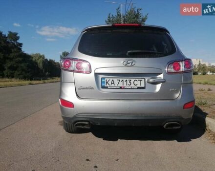 Серый Хендай Санта Фе, объемом двигателя 2 л и пробегом 370 тыс. км за 12200 $, фото 2 на Automoto.ua