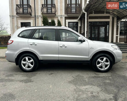 Сірий Хендай Санта Фе, об'ємом двигуна 2.2 л та пробігом 269 тис. км за 9990 $, фото 27 на Automoto.ua