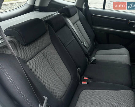 Сірий Хендай Санта Фе, об'ємом двигуна 2.2 л та пробігом 269 тис. км за 9990 $, фото 73 на Automoto.ua