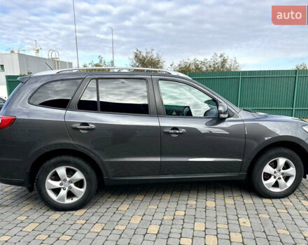 Сірий Хендай Санта Фе, об'ємом двигуна 2.2 л та пробігом 296 тис. км за 10800 $, фото 6 на Automoto.ua