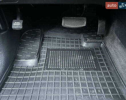 Сірий Хендай Санта Фе, об'ємом двигуна 2.2 л та пробігом 269 тис. км за 9990 $, фото 44 на Automoto.ua