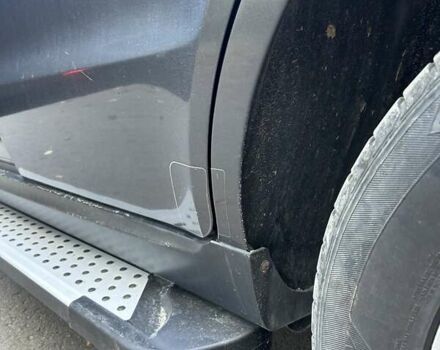 Серый Хендай Санта Фе, объемом двигателя 2.2 л и пробегом 227 тыс. км за 13600 $, фото 14 на Automoto.ua