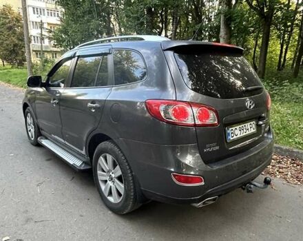 Серый Хендай Санта Фе, объемом двигателя 2.2 л и пробегом 227 тыс. км за 13600 $, фото 2 на Automoto.ua