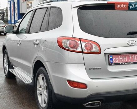 Серый Хендай Санта Фе, объемом двигателя 2.2 л и пробегом 258 тыс. км за 10950 $, фото 13 на Automoto.ua