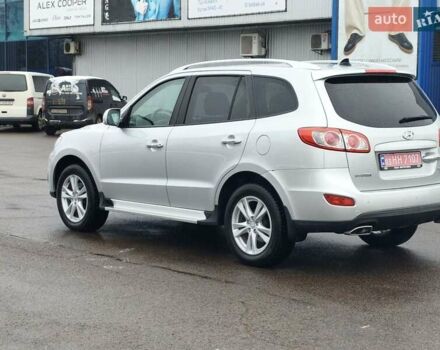 Серый Хендай Санта Фе, объемом двигателя 2.2 л и пробегом 258 тыс. км за 10950 $, фото 11 на Automoto.ua