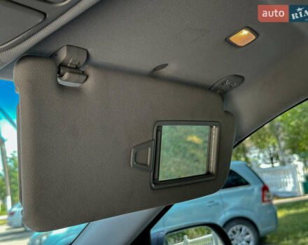 Серый Хендай Санта Фе, объемом двигателя 2.2 л и пробегом 229 тыс. км за 11900 $, фото 79 на Automoto.ua