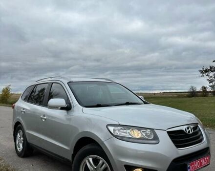 Серый Хендай Санта Фе, объемом двигателя 2.2 л и пробегом 262 тыс. км за 12500 $, фото 1 на Automoto.ua
