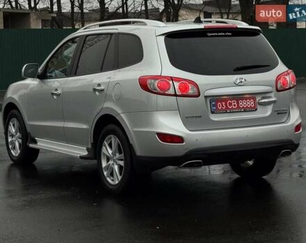 Серый Хендай Санта Фе, объемом двигателя 2.2 л и пробегом 260 тыс. км за 11800 $, фото 1 на Automoto.ua