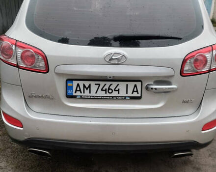 Серый Хендай Санта Фе, объемом двигателя 2 л и пробегом 271 тыс. км за 10950 $, фото 17 на Automoto.ua