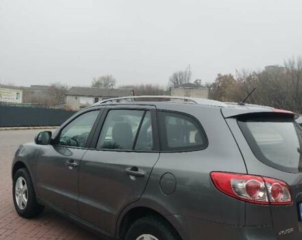 Серый Хендай Санта Фе, объемом двигателя 2.36 л и пробегом 140 тыс. км за 9900 $, фото 5 на Automoto.ua