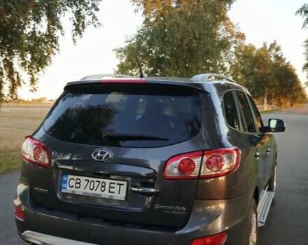 Серый Хендай Санта Фе, объемом двигателя 2.2 л и пробегом 222 тыс. км за 12500 $, фото 4 на Automoto.ua