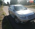 Серый Хендай Санта Фе, объемом двигателя 2 л и пробегом 370 тыс. км за 12200 $, фото 6 на Automoto.ua