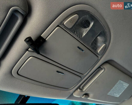 Серый Хендай Санта Фе, объемом двигателя 2.2 л и пробегом 229 тыс. км за 11900 $, фото 80 на Automoto.ua