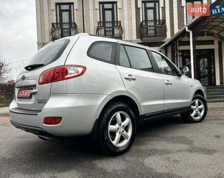 Сірий Хендай Санта Фе, об'ємом двигуна 2.2 л та пробігом 269 тис. км за 9990 $, фото 29 на Automoto.ua