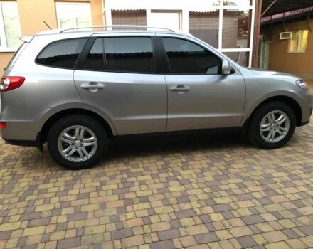 Хендай Санта Фе 2011 у Ахтырке на Automoto.ua Сірий Хендай Санта Фе, об'ємом двигуна 2.2 л та пробігом 243 тис. км за 11350 $, фото 5 на Automoto.ua