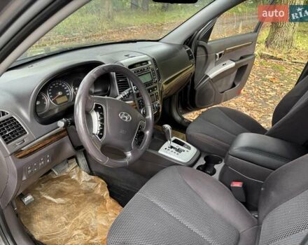 Хендай Санта Фе 2011 в Виннице на Automoto.ua Серый Хендай Санта Фе, объемом двигателя 2.2 л и пробегом 222 тыс. км за 12800 $, фото 11 на Automoto.ua